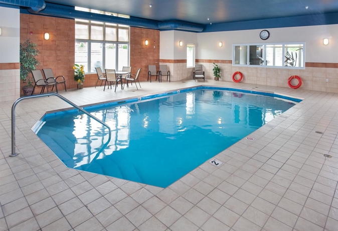 Imagen de la piscina del Hotel BEST WESTERN PLUS MONCTON. Foto 15