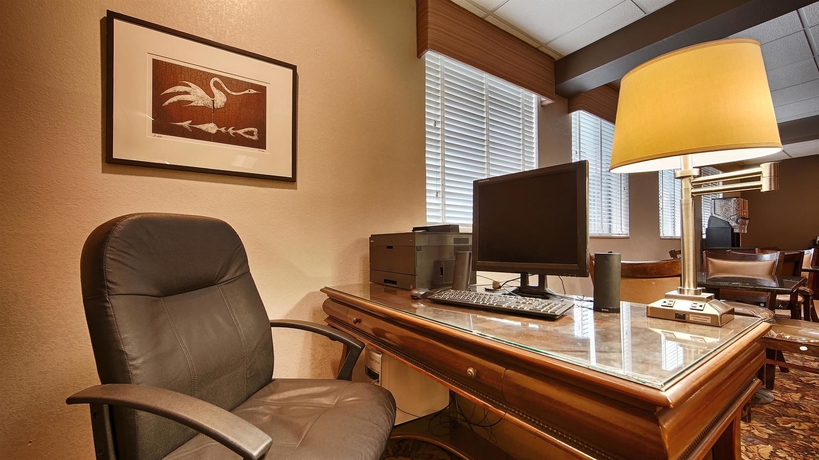 Imagen de los interiores del Hotel BEST WESTERN PLUS OAK MOUNTAIN INN. Foto 12