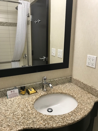 Imagen de la habitación del Hotel BEST WESTERN PLUS SHERWOOD PARK INN and SUITES. Foto 11