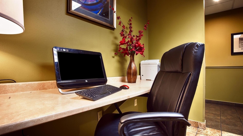 Imagen de los interiores del Hotel BEST WESTERN The Inn at the Fairgrounds. Foto 12