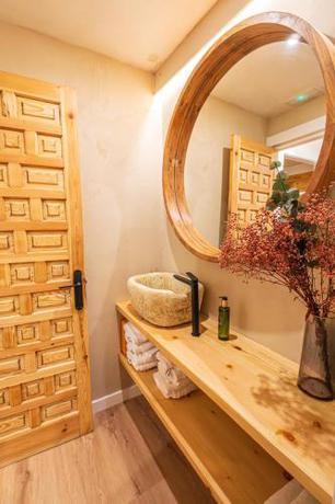 Imagen de la habitación del Hotel BESTPRICE Santillana. Foto 5