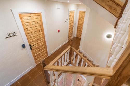 Imagen de los interiores del Hotel BESTPRICE Santillana. Foto 13