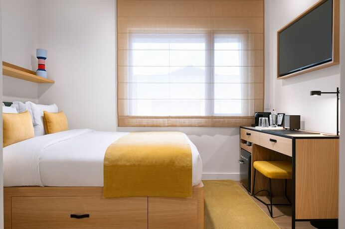 Imagen de la habitación del Hotel BFRESH - Pool - Fitness - Padel - By Oporto Collection - Private Parking. Foto 13