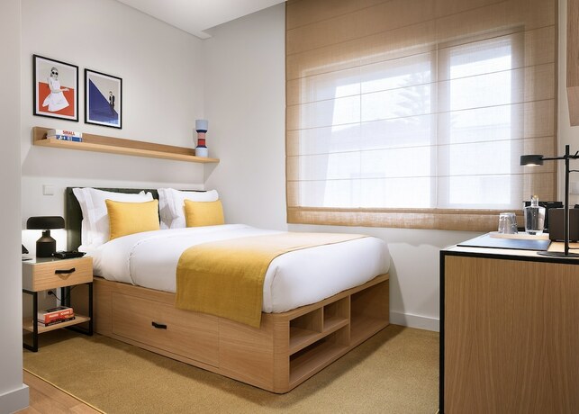 Imagen de la habitación del Hotel BFRESH - Pool - Fitness - Padel - By Oporto Collection - Private Parking. Foto 15