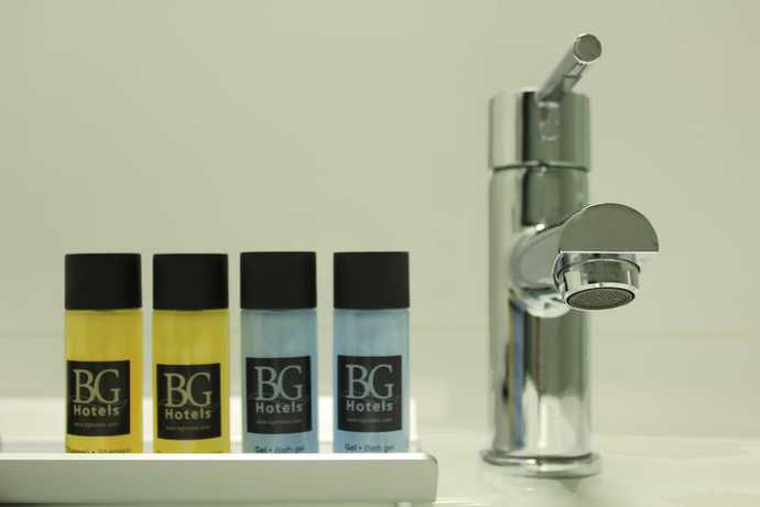 Imagen de la habitación del Hotel BG Nautico Ebeso. Foto 10