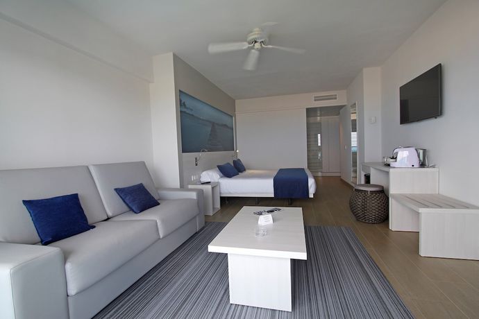 Imagen de la habitación del Hotel BG Tonga Tower Design Hotel and Suites. Foto 17