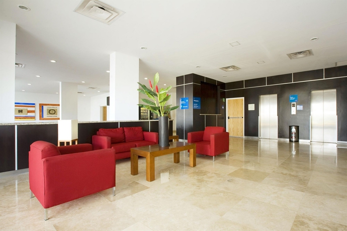 Imagen de los interiores del Hotel BH Business Hotel Group. Foto 16