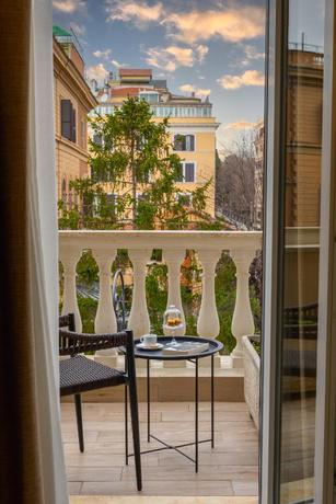 Imagen de la habitación del Hotel BH Roma. Foto 9