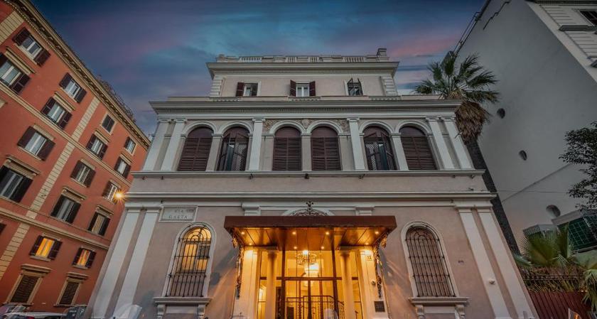 Imagen de los exteriores del Hotel BH Roma. Foto 15