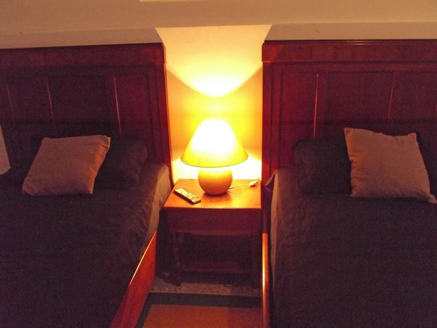 Imagen de la habitación del Hotel BH Studio. Foto 13