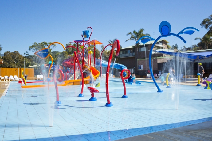 Imagen de los exteriores del Hotel BIG4 Tasman Holiday Parks - Easts Beach. Foto 17