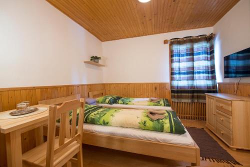 Imagen de la habitación del Hotel BIL&Iacute;KOVA CHATA - Horsk&yacute; hotel. Foto 10