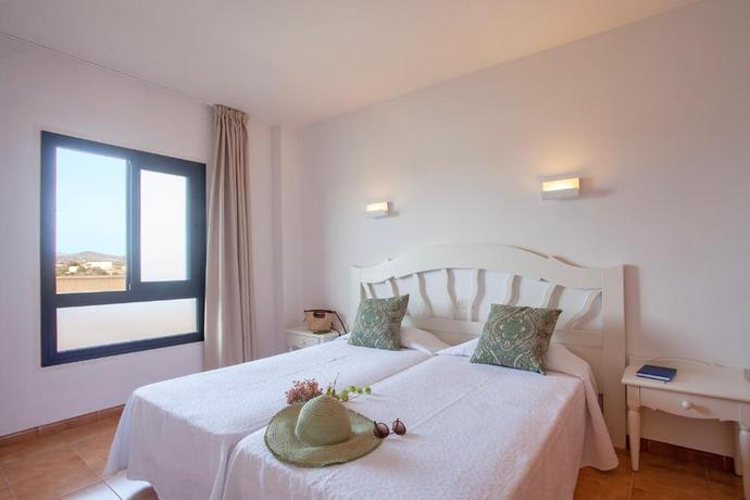 Imagen general del Hotel BJ Playamar & Apartamentos. Foto 14