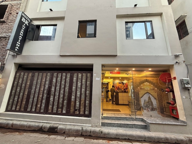 Imagen general del Hotel BK International. Foto 1