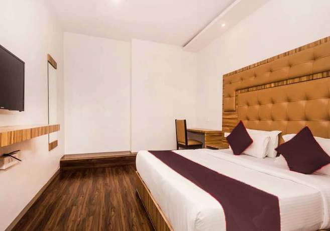 Imagen de la habitación del Hotel BKC Garden. Foto 15