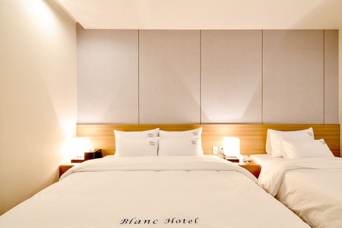 Imagen de la habitación del Hotel BLANC Business. Foto 10