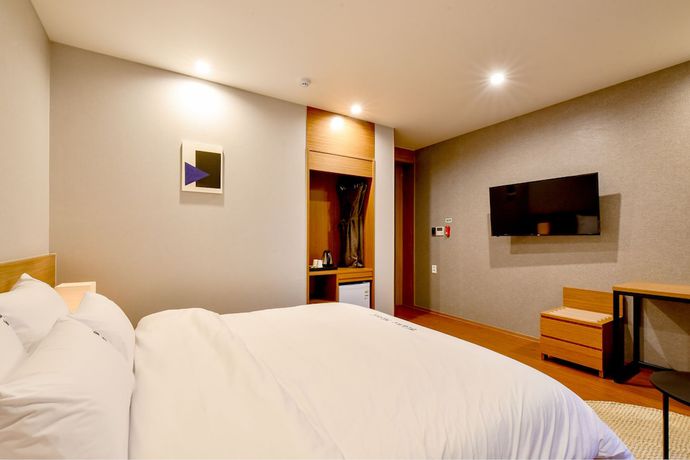 Imagen de la habitación del Hotel BLANC Business. Foto 12