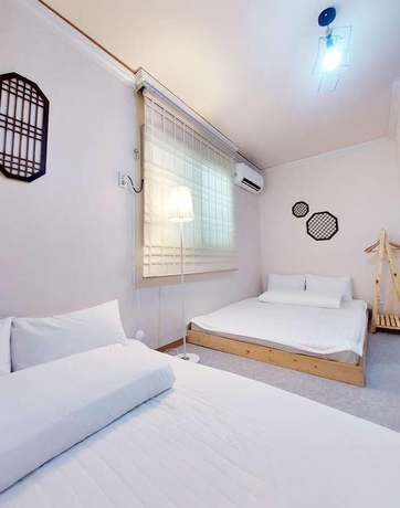 Imagen de la habitación del Hotel BLAU mini hotel. Foto 10