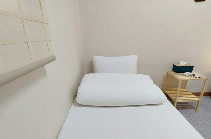Imagen de la habitación del Hotel BLAU mini hotel. Foto 17