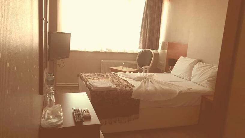 Imagen de la habitación del Hotel BLC. Foto 8