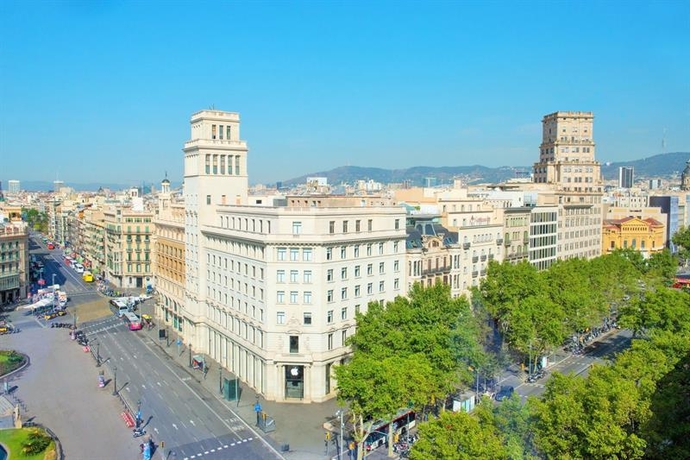 Imagen general del Hotel BLESS Barcelona. Foto 1
