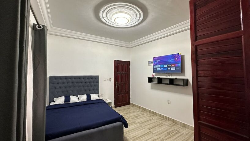 Imagen de la habitación del Hotel BLUE EMPIRE HOTEL. Foto 19