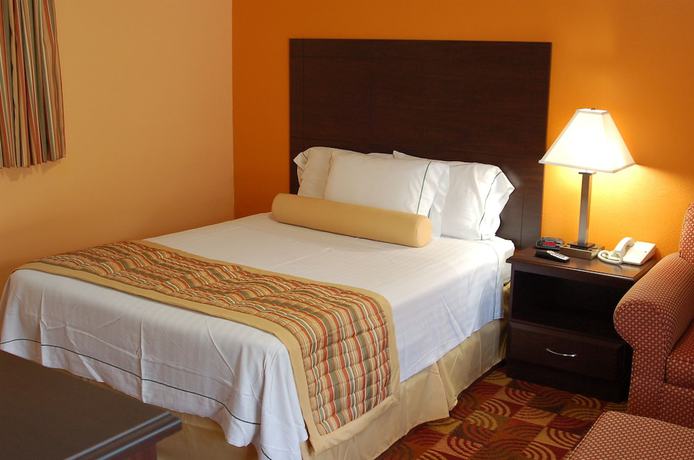 Imagen de la habitación del Hotel BLUE SKY INN Glens Falls-Saratoga-Lake George. Foto 10