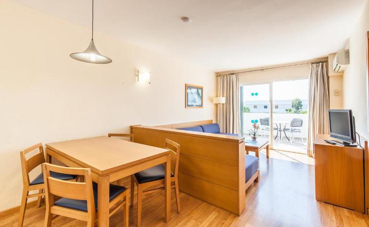 Imagen general del Hotel BLUESEA Club Marthas. Foto 15