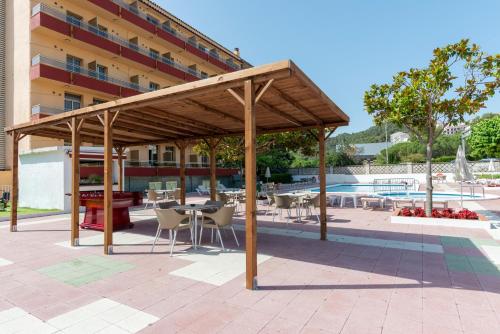 Imagen general del Hotel BLUESEA Continental. Foto 8