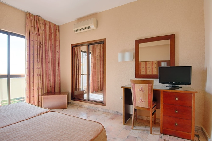 Imagen de la habitación del Hotel BLUESEA Costa Serena. Foto 6