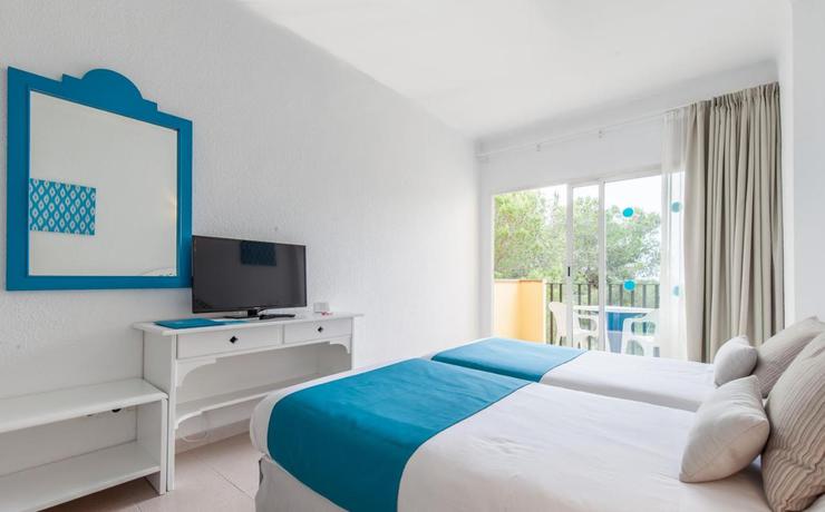 Imagen de la habitación del Hotel BLUESEA Costa Verde. Foto 11