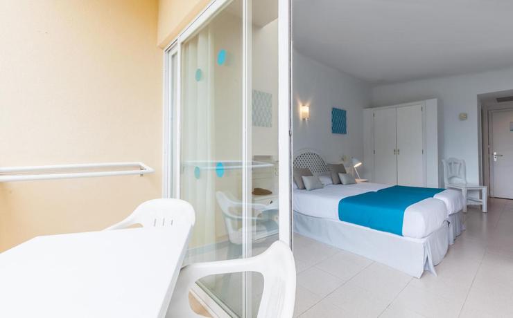 Imagen de la habitación del Hotel BLUESEA Costa Verde. Foto 13