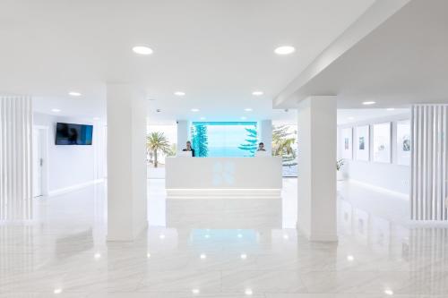 Imagen de los interiores del Hotel BLUESEA Interpalace. Foto 6