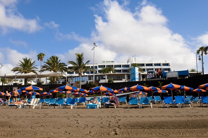 Imagen de la piscina del Hotel BLUESEA Los Cocoteros. Foto 13