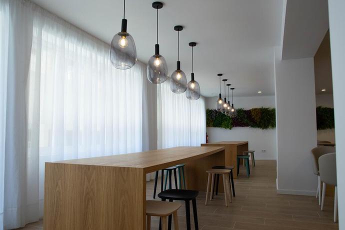 Imagen del bar/restaurante del Hotel BLUESEA Mediodia. Foto 6