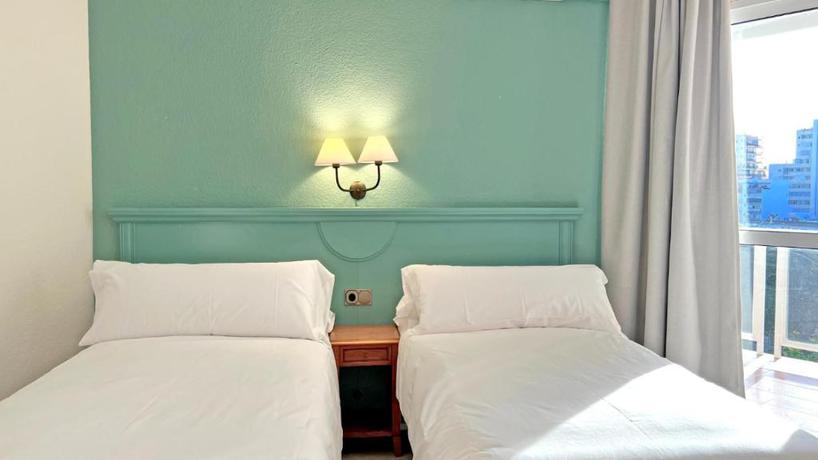 Imagen de la habitación del Hotel BLUESEA Miramar Fuengirola. Foto 6