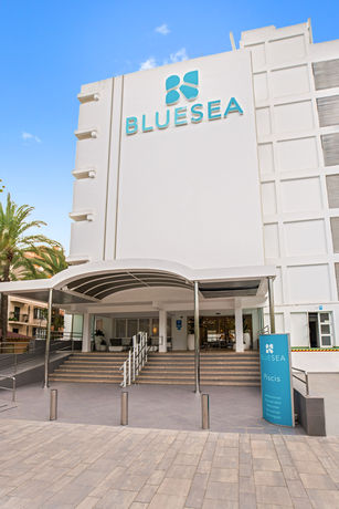 Imagen de los exteriores del Hotel BLUESEA Piscis - Adults Only. Foto 11