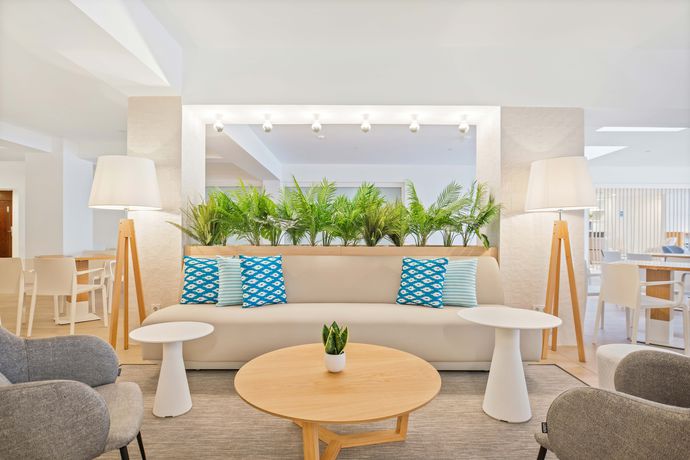 Imagen de los interiores del Hotel BLUESEA Piscis - Adults Only. Foto 22