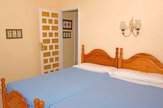 Imagen de la habitación del Hotel BLUESEA Rey Carlos. Foto 4