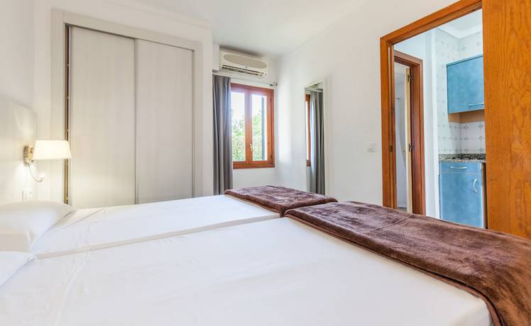 Imagen de la habitación del Hotel BLUESEA Ses Cases D'or. Foto 4