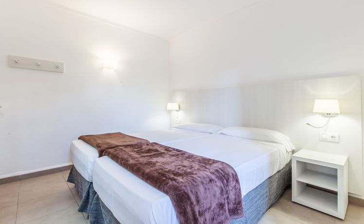Imagen de la habitación del Hotel BLUESEA Ses Cases D'or. Foto 6