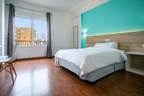 Imagen de la habitación del Hotel BLUESEA Torremolinos Centro. Foto 5
