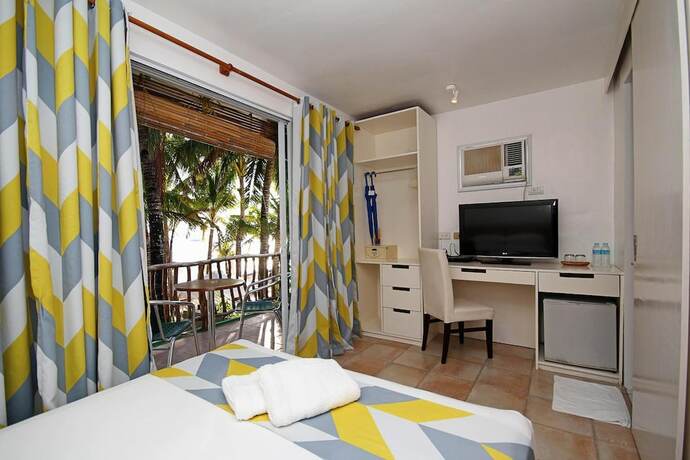 Imagen general del Hotel BLUEWAVES BEACH HOUSE. Foto 9