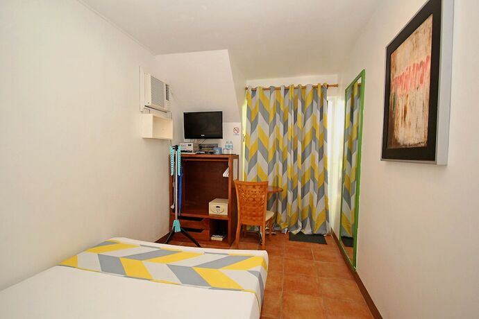 Imagen general del Hotel BLUEWAVES BEACH HOUSE. Foto 10