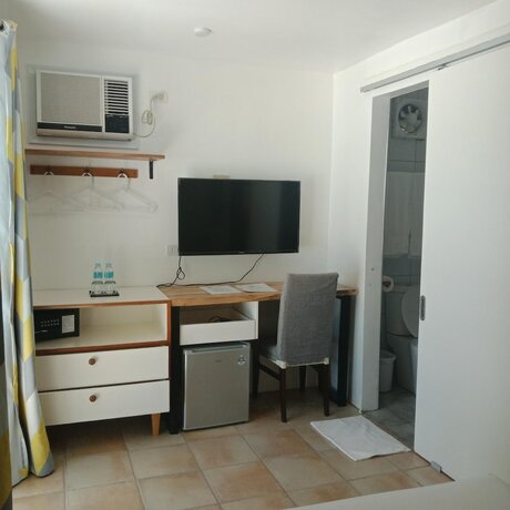 Imagen general del Hotel BLUEWAVES BEACH HOUSE. Foto 15