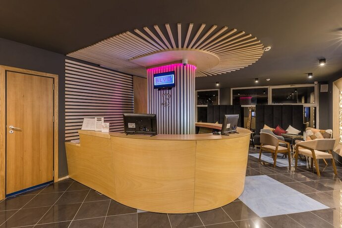 Imagen general del Hotel BLVD7. Foto 1