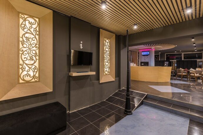 Imagen general del Hotel BLVD7. Foto 13