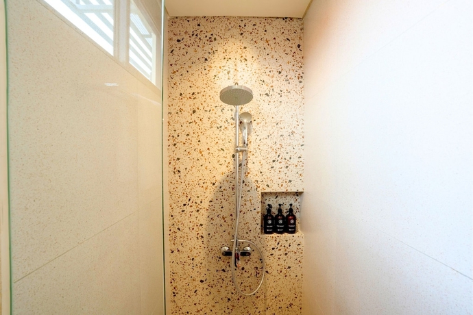 Imagen de la habitación del Hotel BLive Coliving Canggu. Foto 4