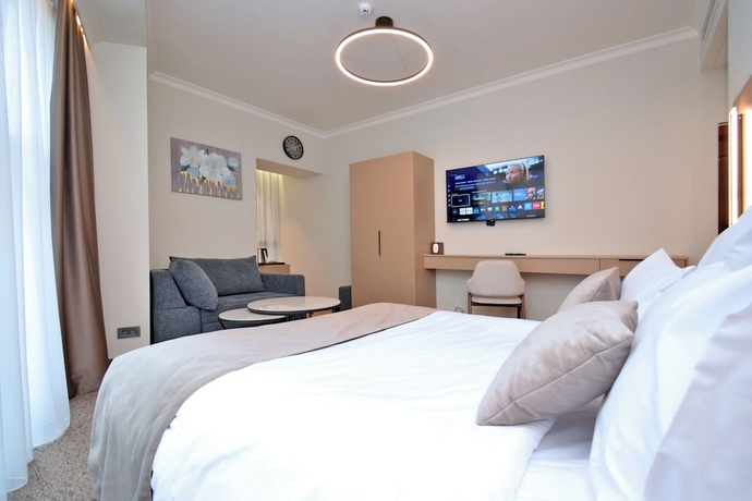 Imagen de la habitación del Hotel BM Avenue. Foto 13