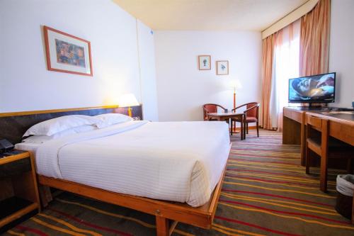 Imagen de la habitación del Hotel BM Beach. Foto 11